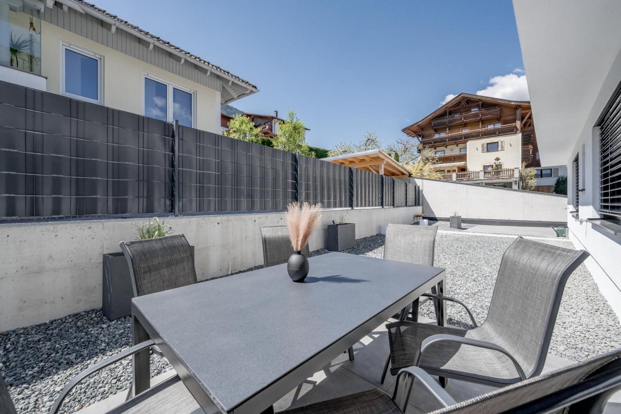 Mountain Moments Apartment Sautens Bagian luar foto